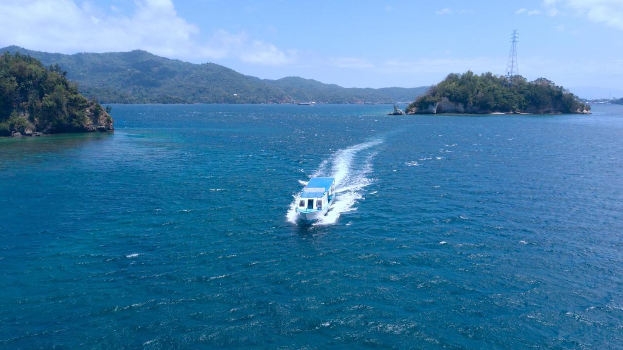 White Sands Beach Resort Lembeh Bitung Esterno foto