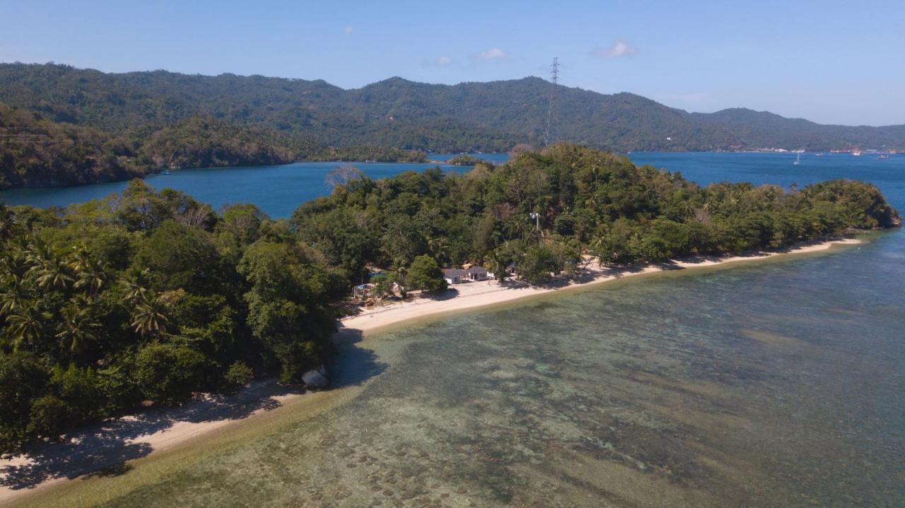 White Sands Beach Resort Lembeh Bitung Esterno foto