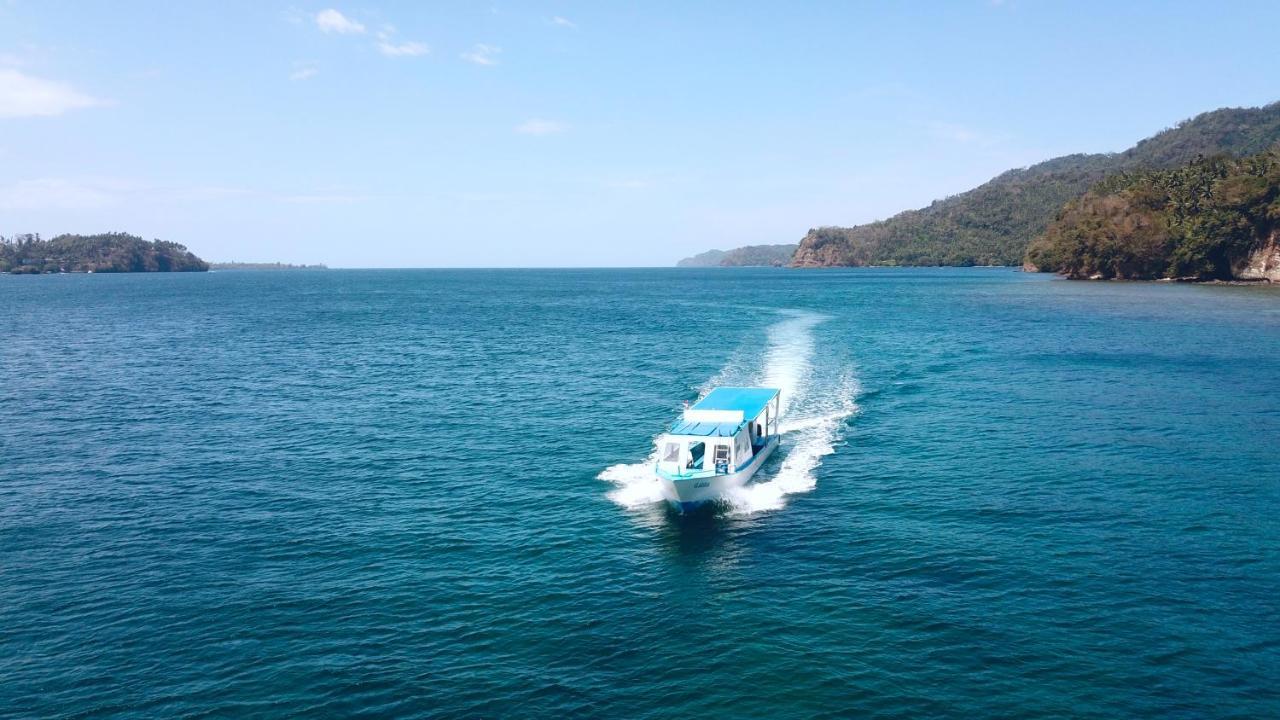 White Sands Beach Resort Lembeh Bitung Esterno foto